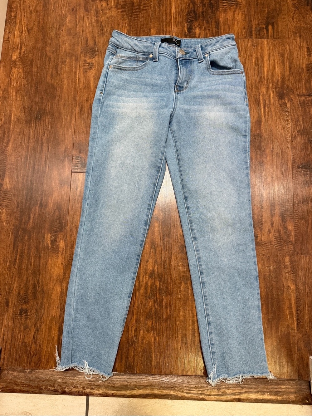 1822 Classic Light Wash Women’s Jeans